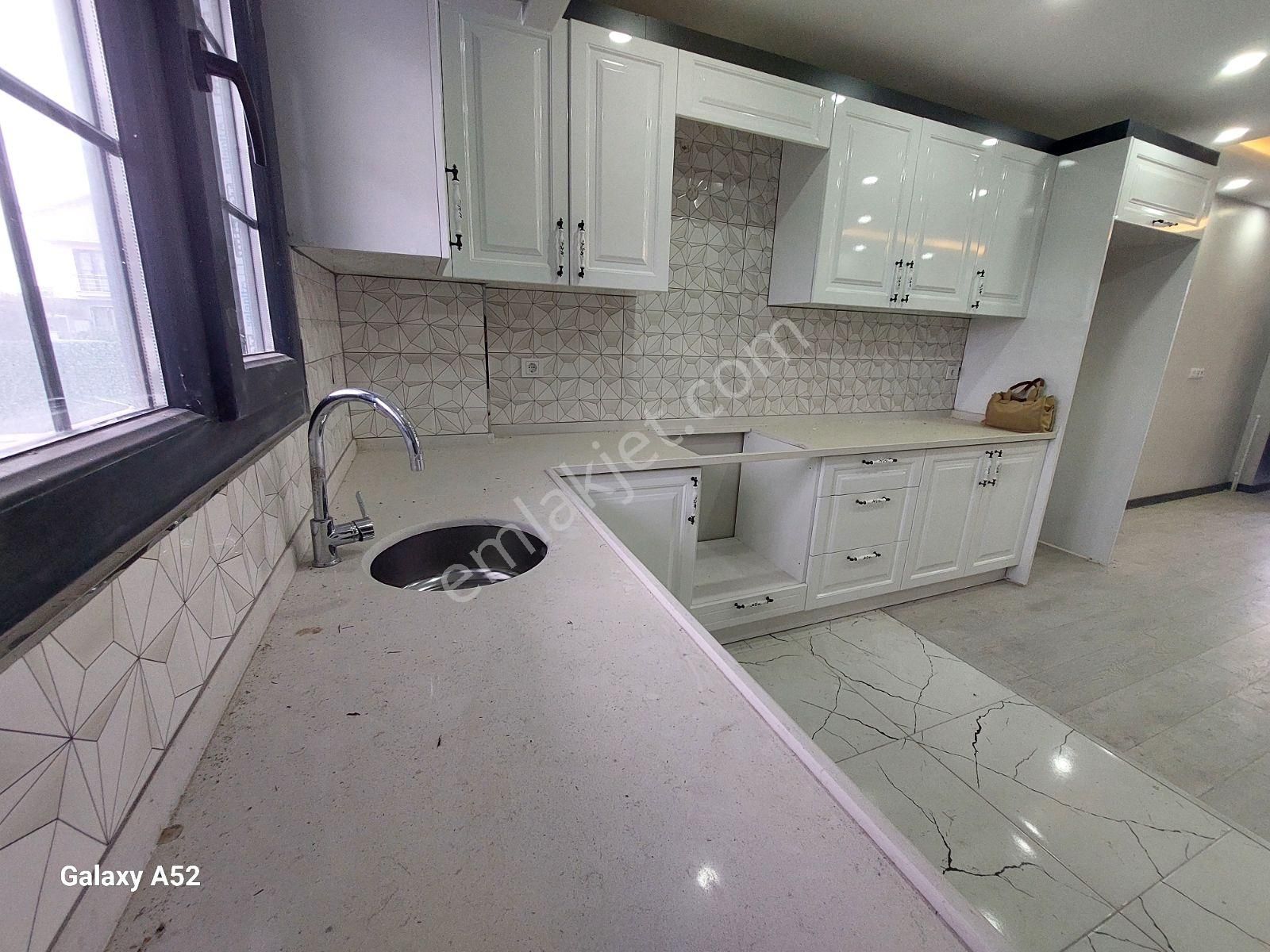 Mega Yapıdan Merkezi Konum Geniş Bahçeli 4+1 Lüx Villa - Görsel 10