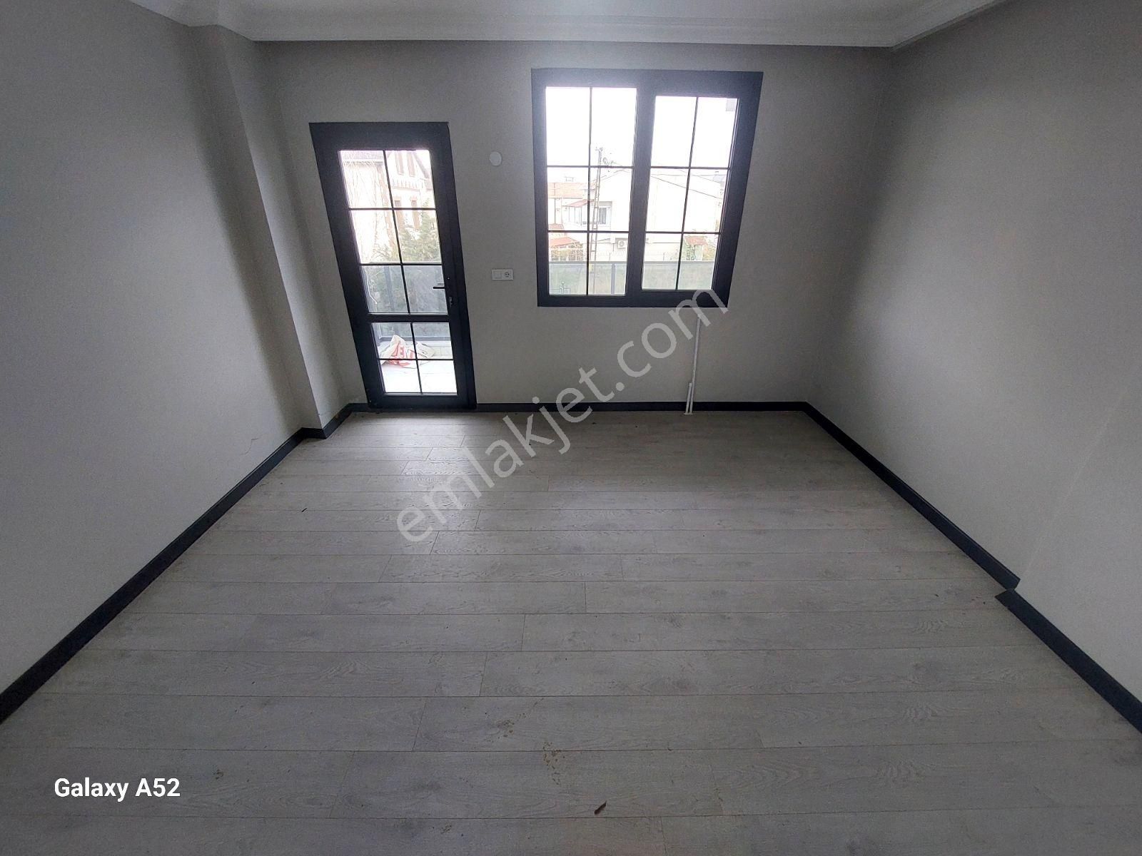 Mega Yapıdan Merkezi Konum Geniş Bahçeli 4+1 Lüx Villa - Görsel 14