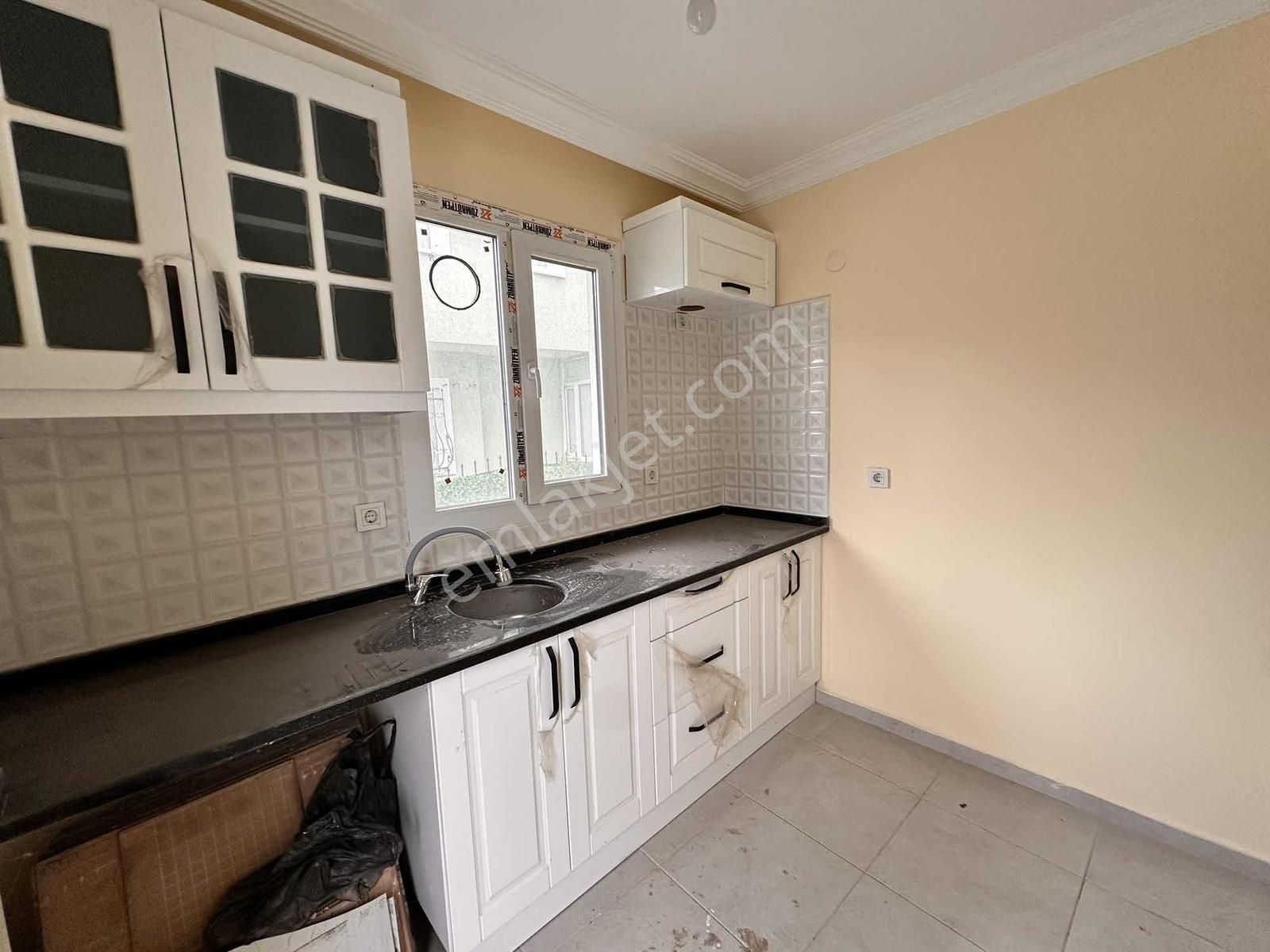 Mega Yapıdan Merkezde İskanlı Geniş Bahçeli 3+1 Lüx Villa - Görsel 31