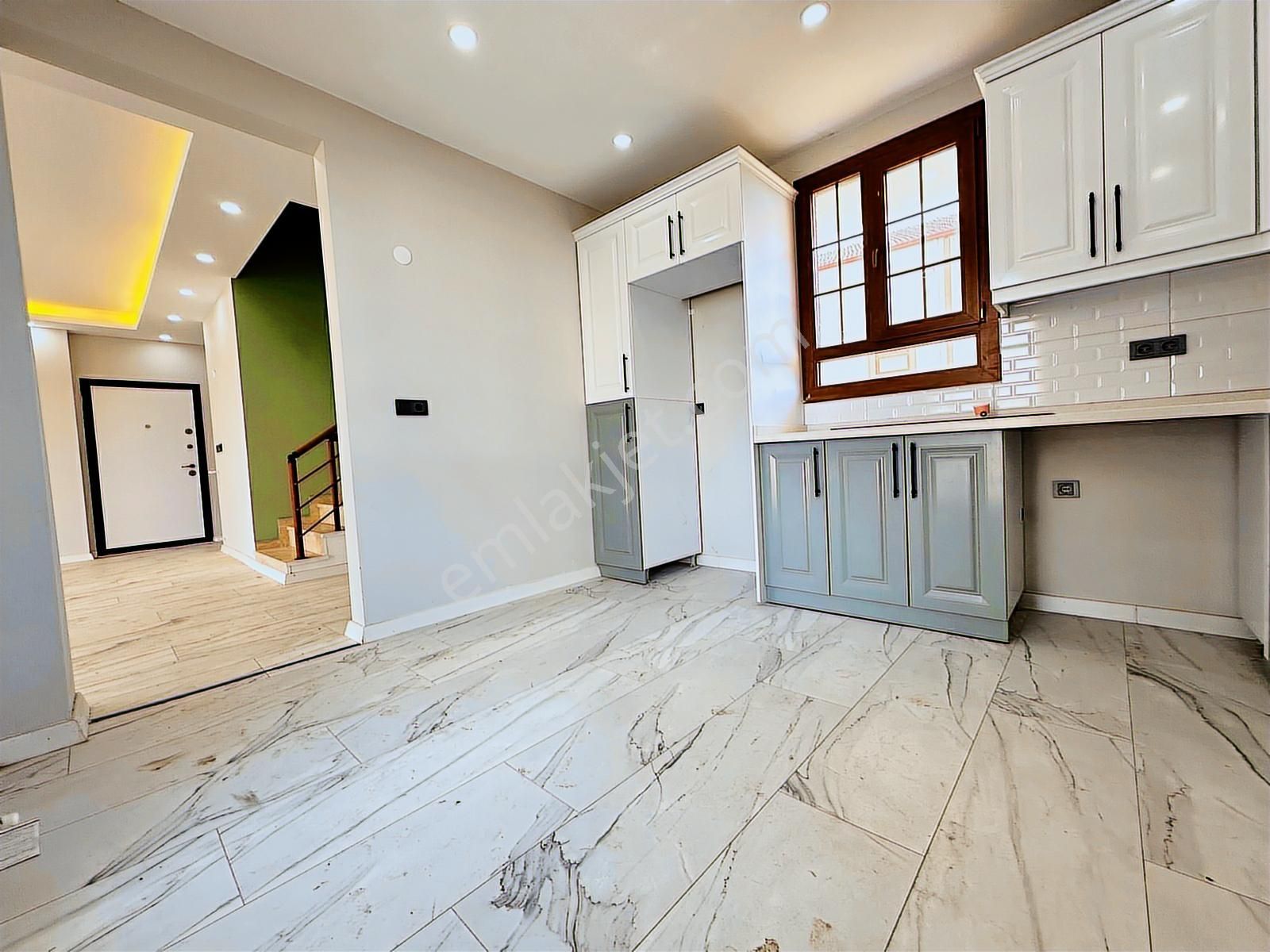 Mega Yapıdan 320m² Arsa İçinde Havuzlu İskanlı Lüx Müstakil - Görsel 32