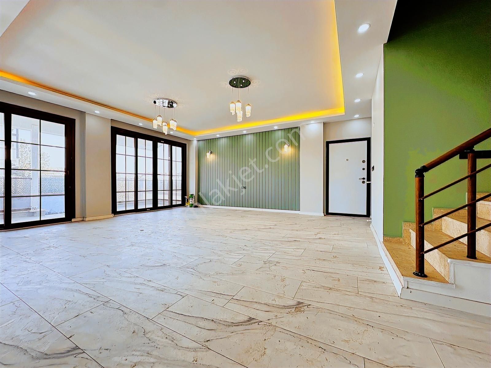 Mega Yapıdan 320m² Arsa İçinde Havuzlu İskanlı Lüx Müstakil - Görsel 24