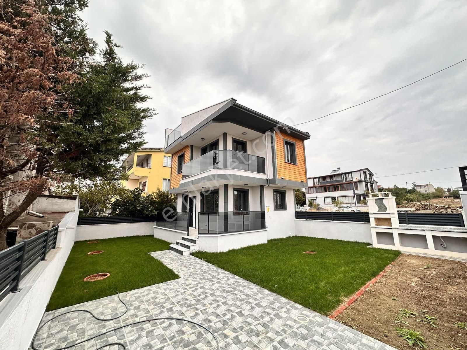 Mega Yapıdan Merkezi Konum Deniz Manzaralı İskanlı 3+1 Lüx Villa - Görsel 21