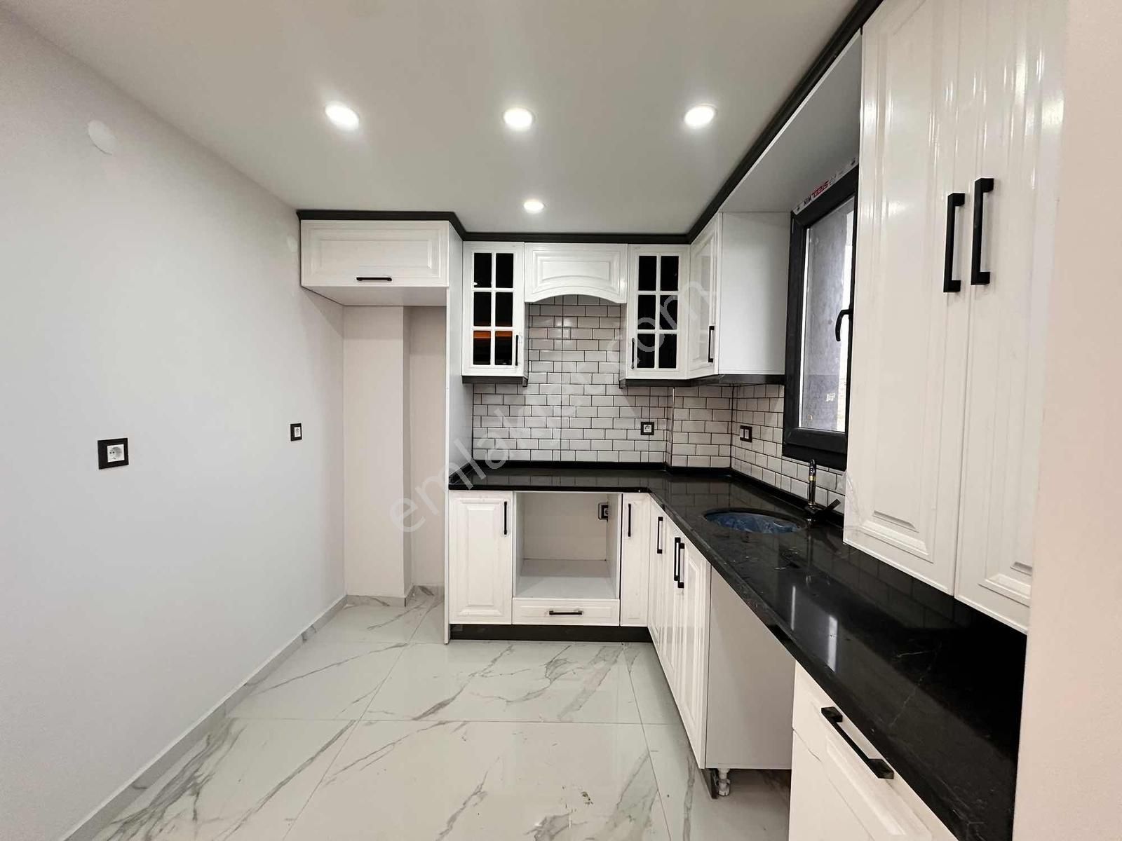 Mega Yapıdan Merkezi Konum Deniz Manzaralı İskanlı 3+1 Lüx Villa - Görsel 23