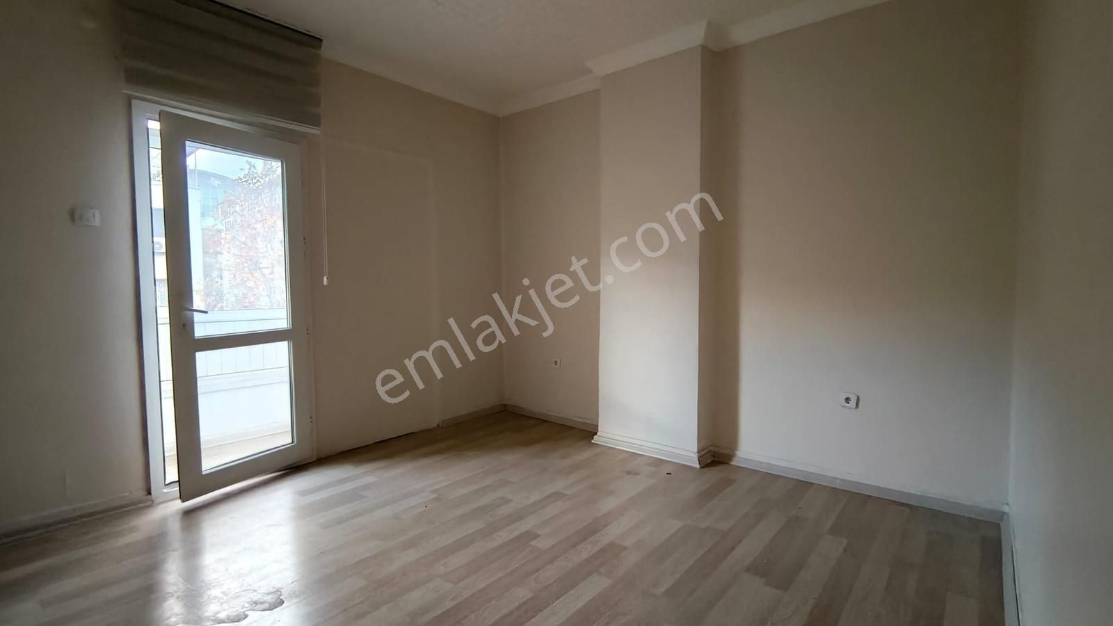 Kızılay Menekşe 2 De 3+1 Kiralık Daire - Görsel 12