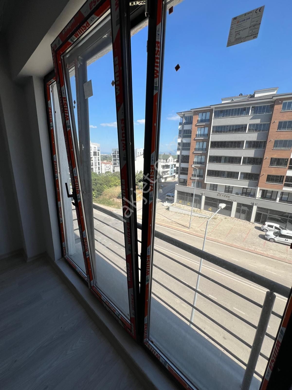 Yunuselinde 3.kat Sıfır 3+1 Kiralık Daire - Görsel 12