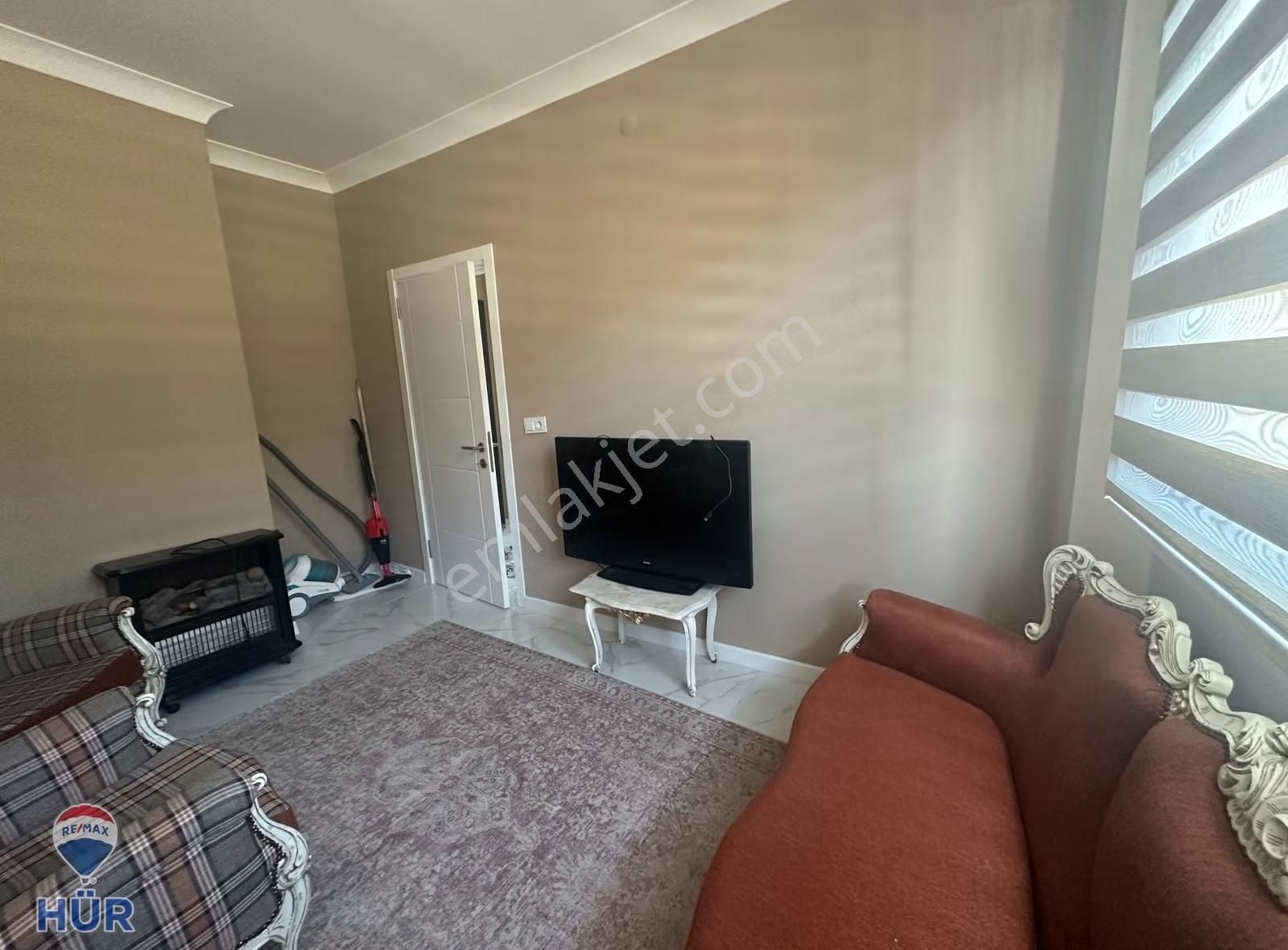 Remax Hür'den Kiralık Ful Eşyalı 2+1 Daire Yeni Stad Civarı - Görsel 19