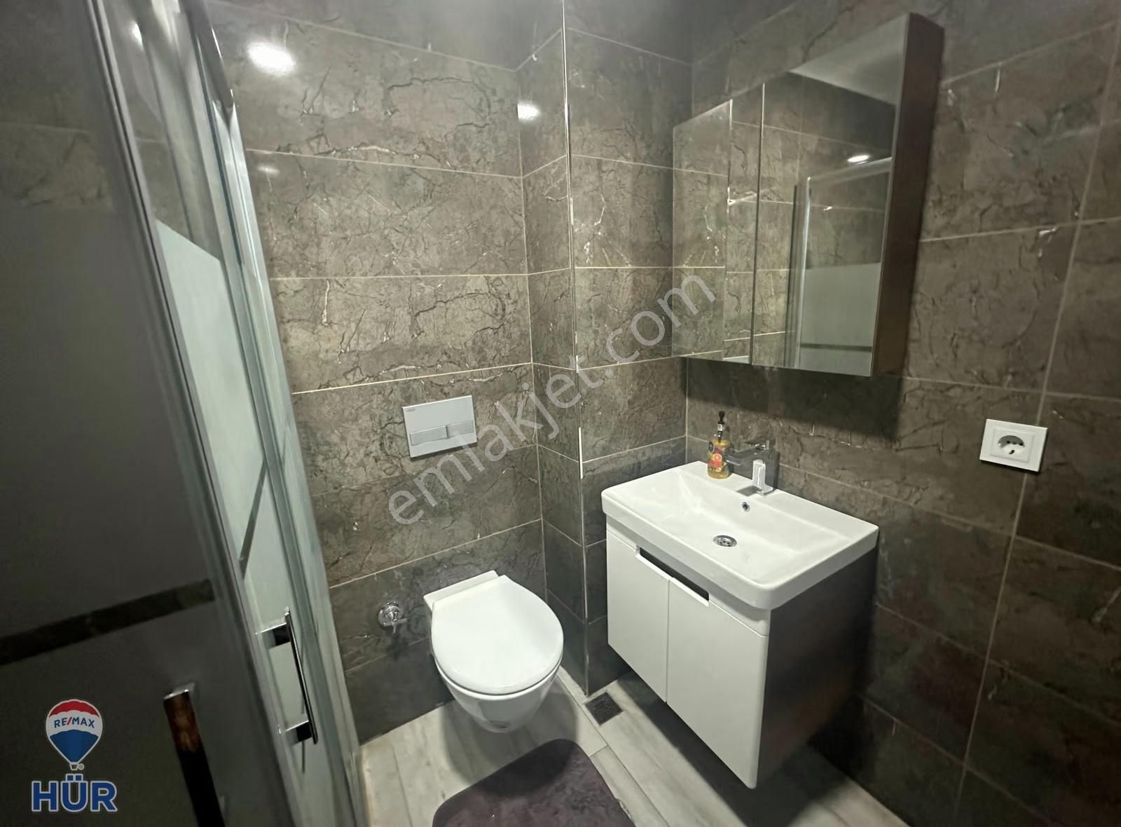 Remax Hür'den Kiralık Ful Eşyalı 2+1 Daire Yeni Stad Civarı - Görsel 17