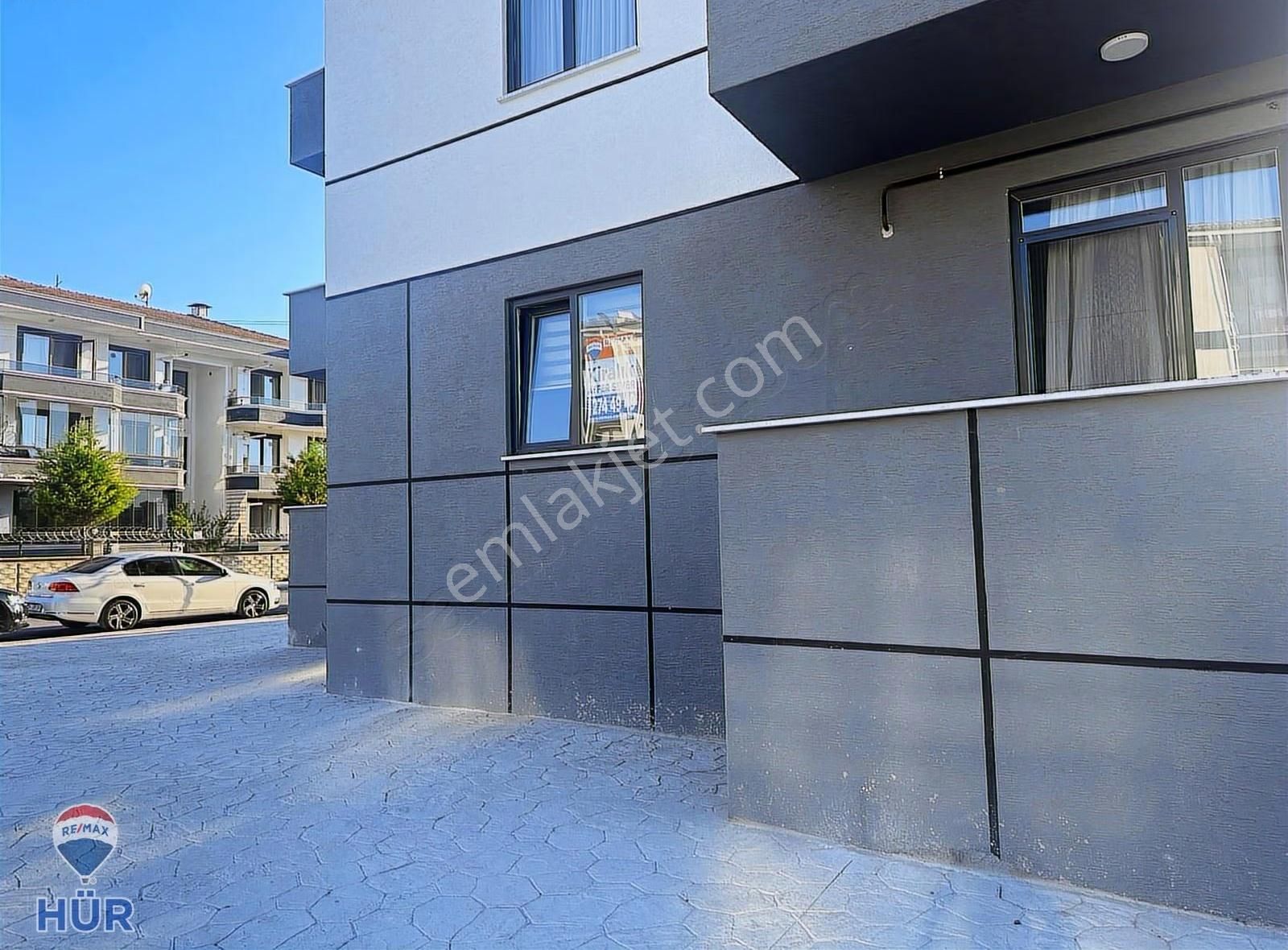 Remax Hür'den Kiralık Ful Eşyalı 2+1 Daire Yeni Stad Civarı - Görsel 24