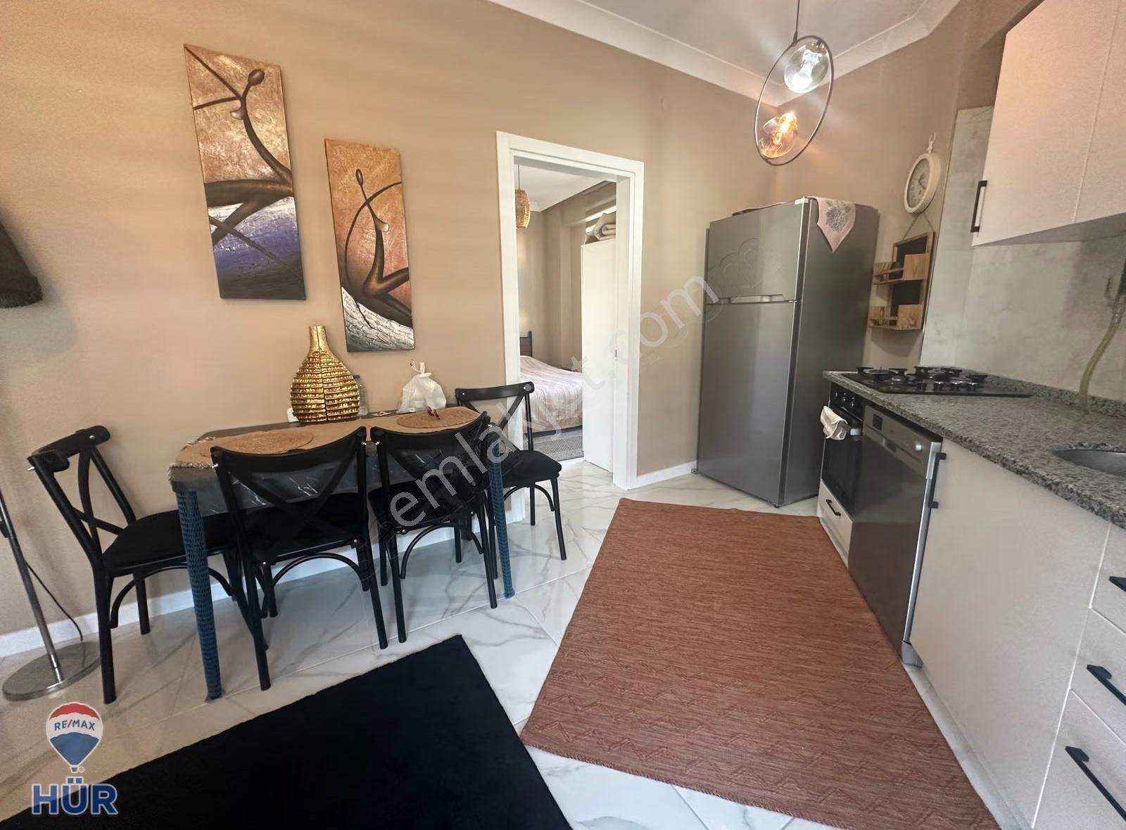 Remax Hür'den Kiralık Ful Eşyalı 2+1 Daire Yeni Stad Civarı - Görsel 3