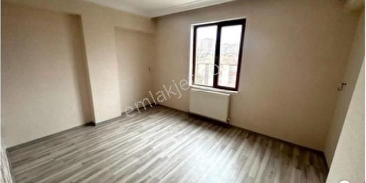 Süper Konum Yeni Bina 150 M2 Katta Fırsat Daire Sizi Bekliyor... - Görsel 4