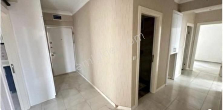 Süper Konum Yeni Bina 150 M2 Katta Fırsat Daire Sizi Bekliyor... - Görsel 15