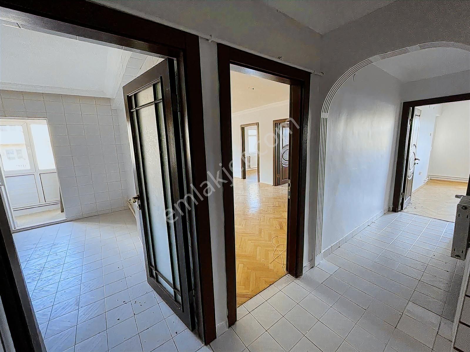 Etliğin En Gözde Yerinde Site İçinde Fırsat Satılık Daire - Görsel 7