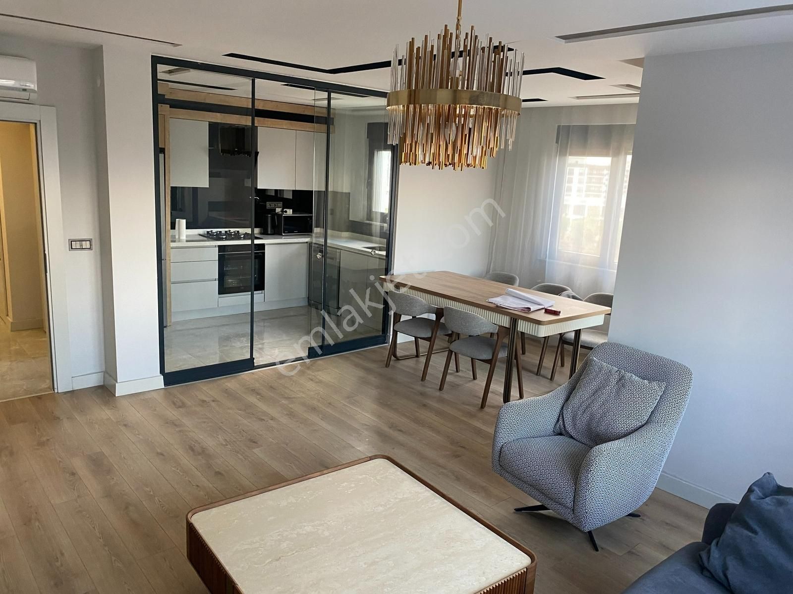 Altıntaş Mahallesinde Lüks, Ferah, Eşyalı 3+1 Kiralık Daire - Görsel 14