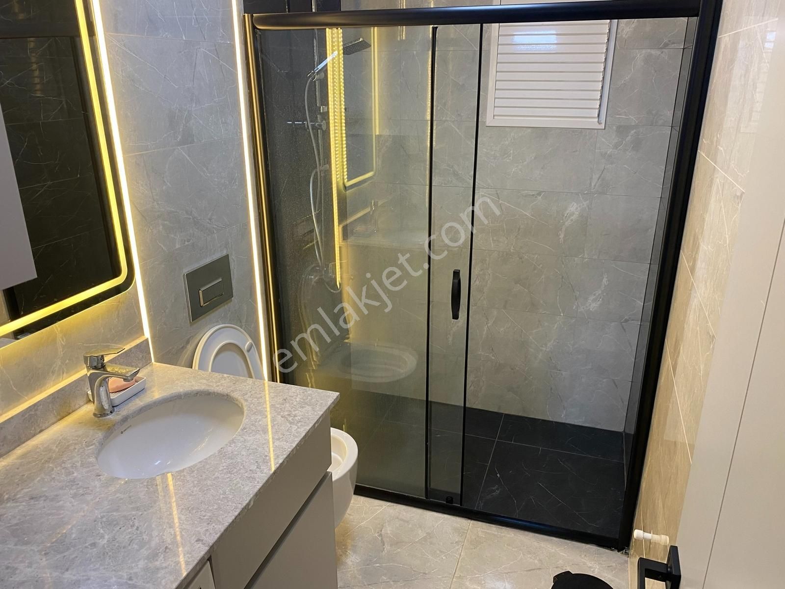 Altıntaş Mahallesinde Lüks, Ferah, Eşyalı 3+1 Kiralık Daire - Görsel 21