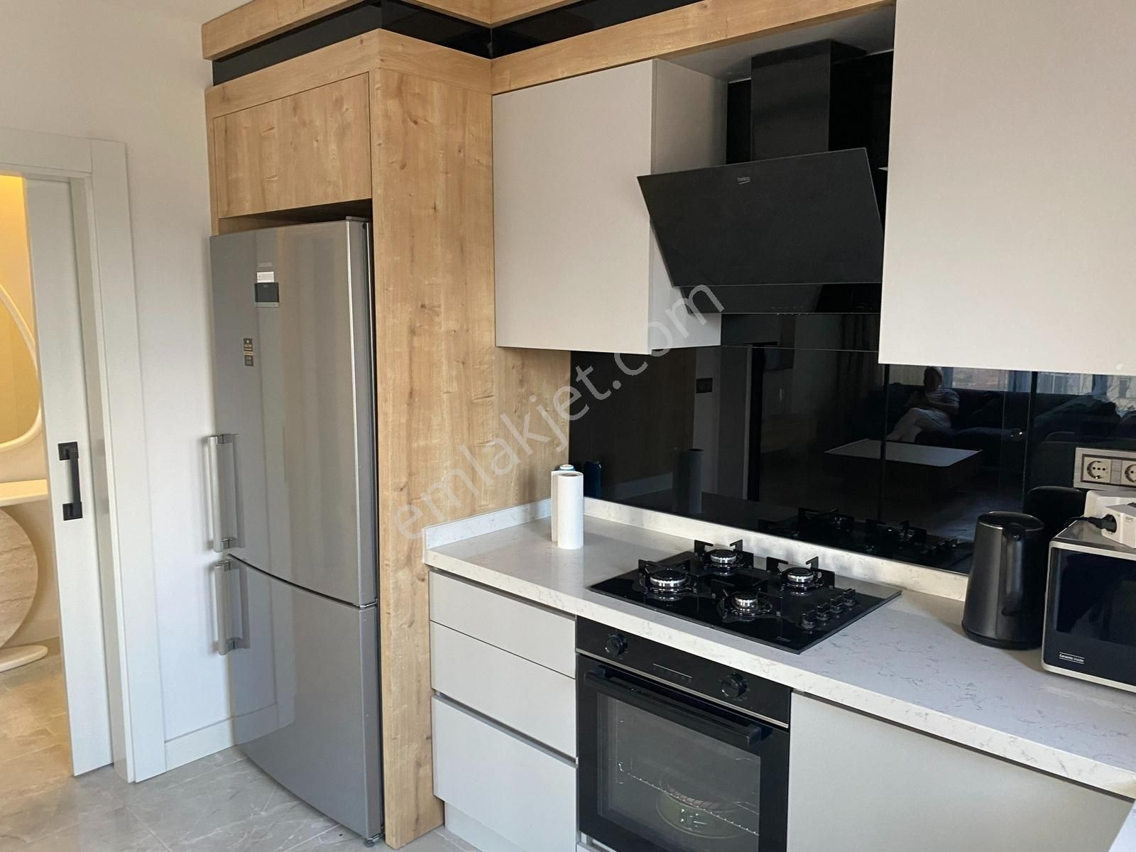 Altıntaş Mahallesinde Lüks, Ferah, Eşyalı 3+1 Kiralık Daire - Görsel 15