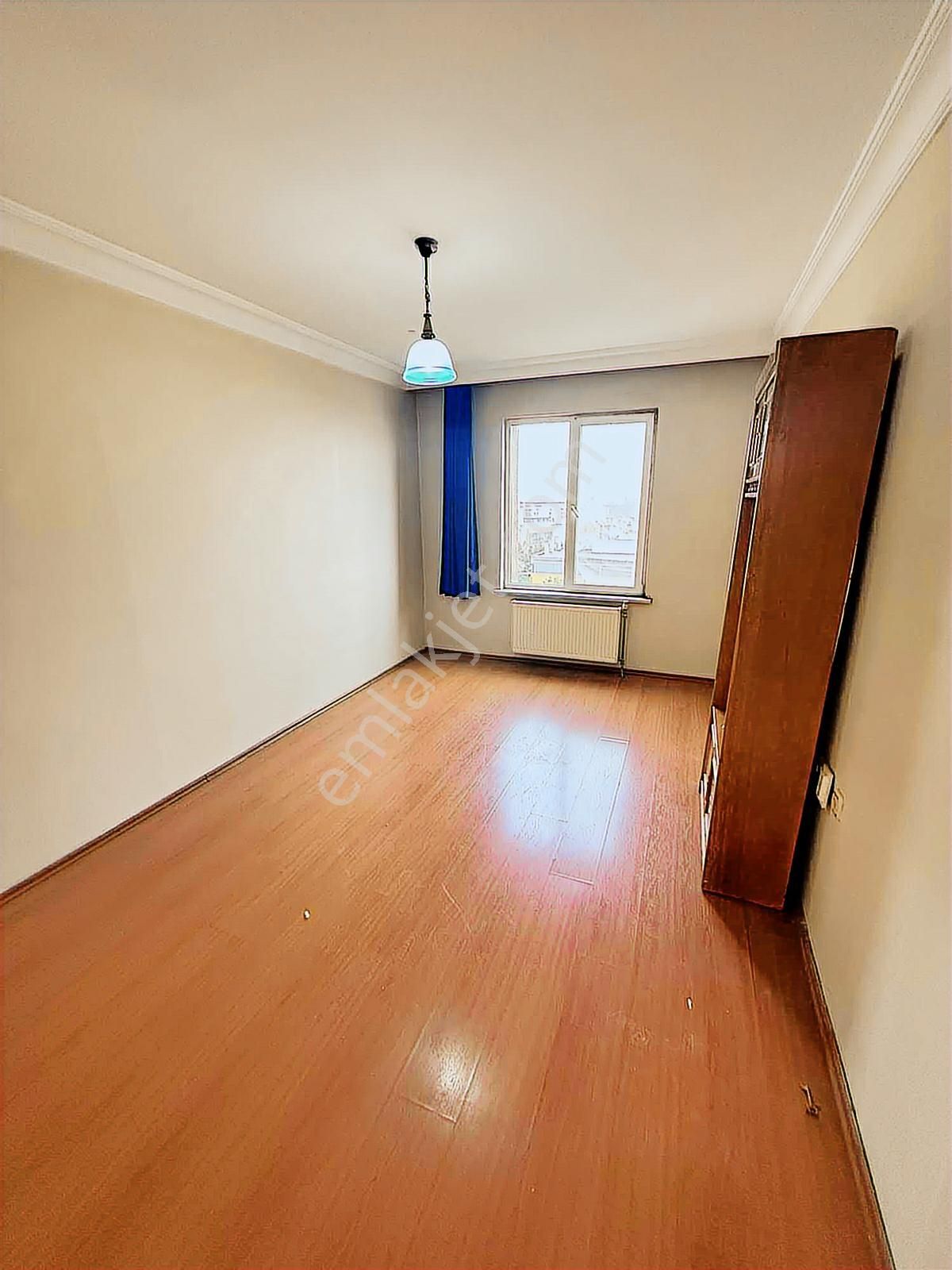 Bahçeşehir Esenkent Erguvan Evlerinde Ferah Kiralık 3+1 Daire - Görsel 18