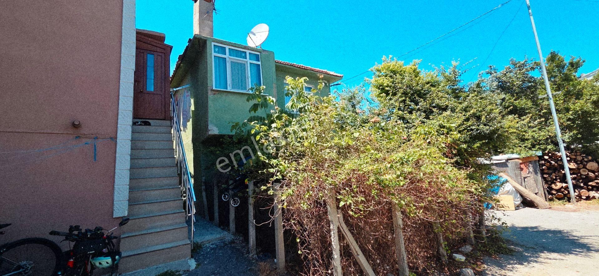 Beykoz Anadolu Feneri Eşsiz Konumda 140m2 Bahçeli Boş Satılık Bina - Görsel 8