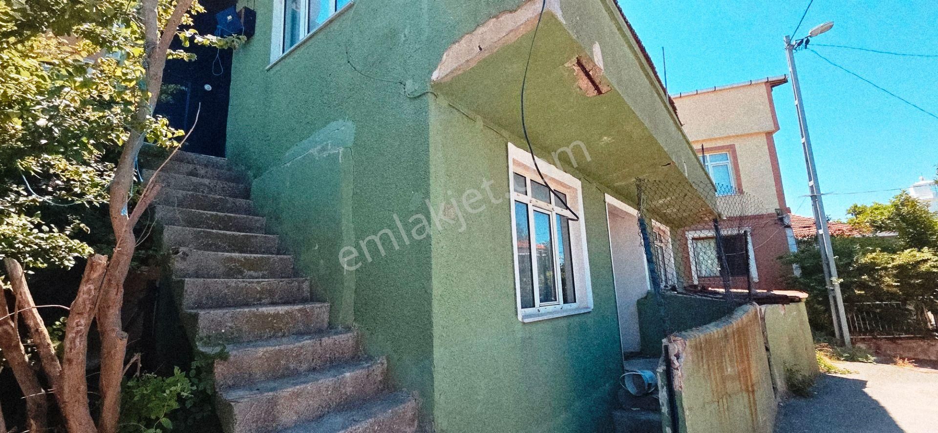 Beykoz Anadolu Feneri Eşsiz Konumda 140m2 Bahçeli Boş Satılık Bina - Görsel 15