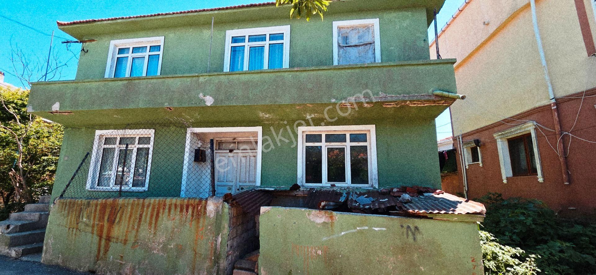 Beykoz Anadolu Feneri Eşsiz Konumda 140m2 Bahçeli Boş Satılık Bina - Görsel 19