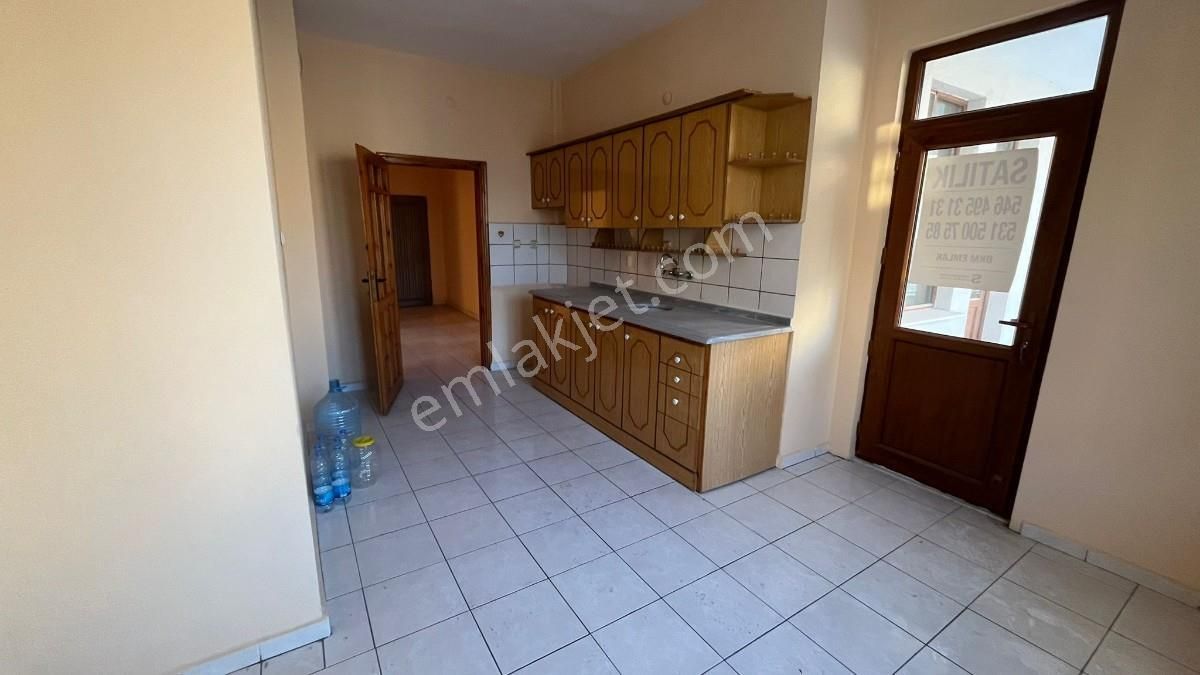 Merkezde Acil!! Satılık 3+1 Fırsaat Daire - Görsel 12