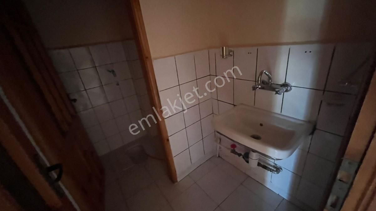 Merkezde Acil!! Satılık 3+1 Fırsaat Daire - Görsel 4