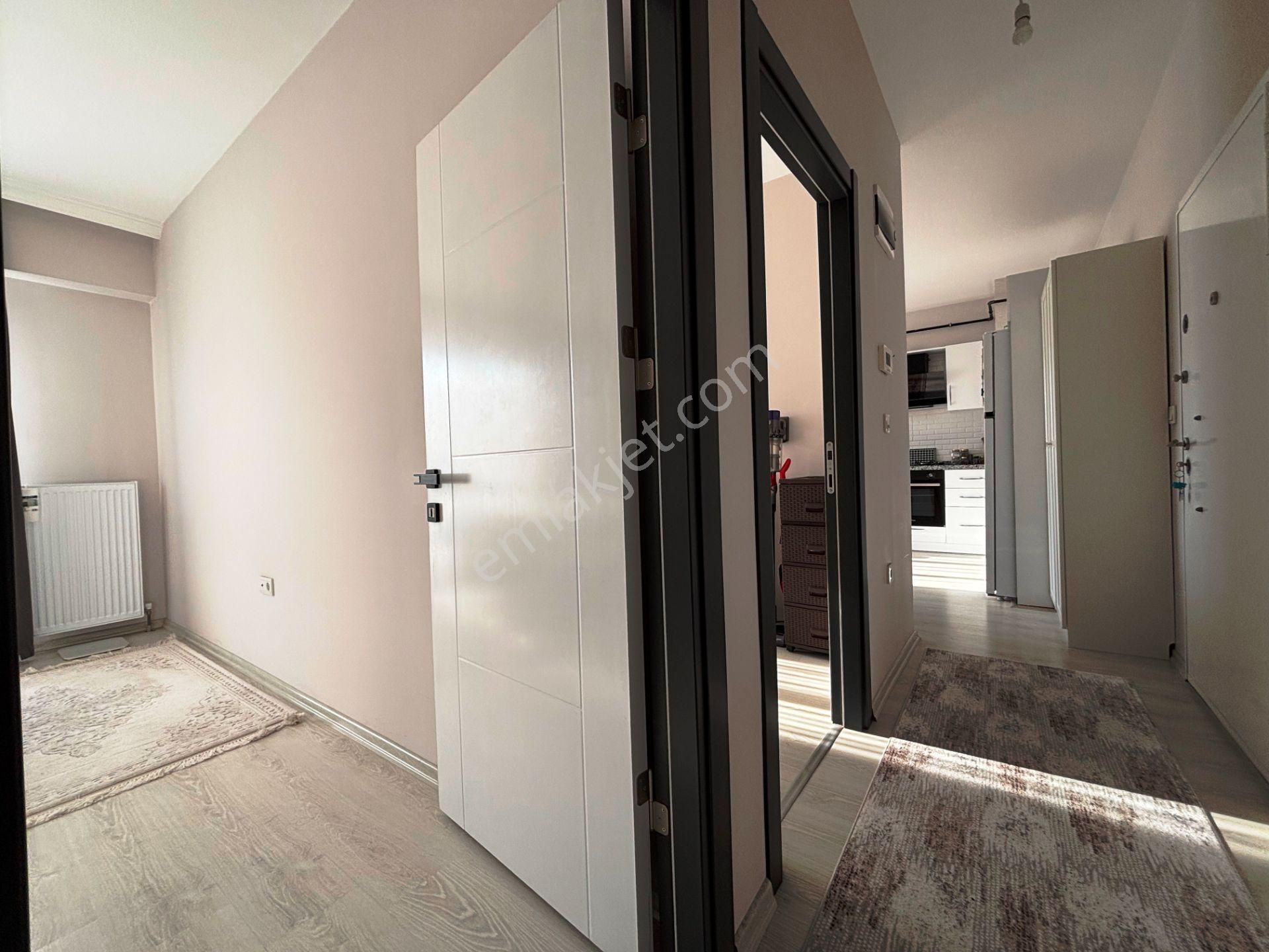 Sabiha Gökçen B Kapısı Karşısı Lunaport Sitesi 80m2 Satılık 2+1 - Görsel 23