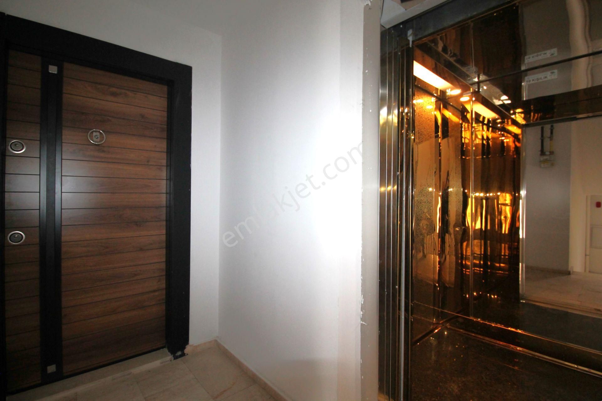 Retro’dan Tecede Full Konsept Sitede Doğalgazlı 3+1 Kafa Daire - Görsel 22