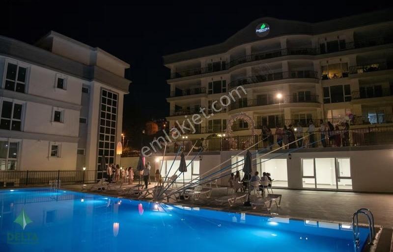 Bulancak Parkflora Evleri'nde Satılık 5+1 Bahçe Katı Lüks Daire - Görsel 8