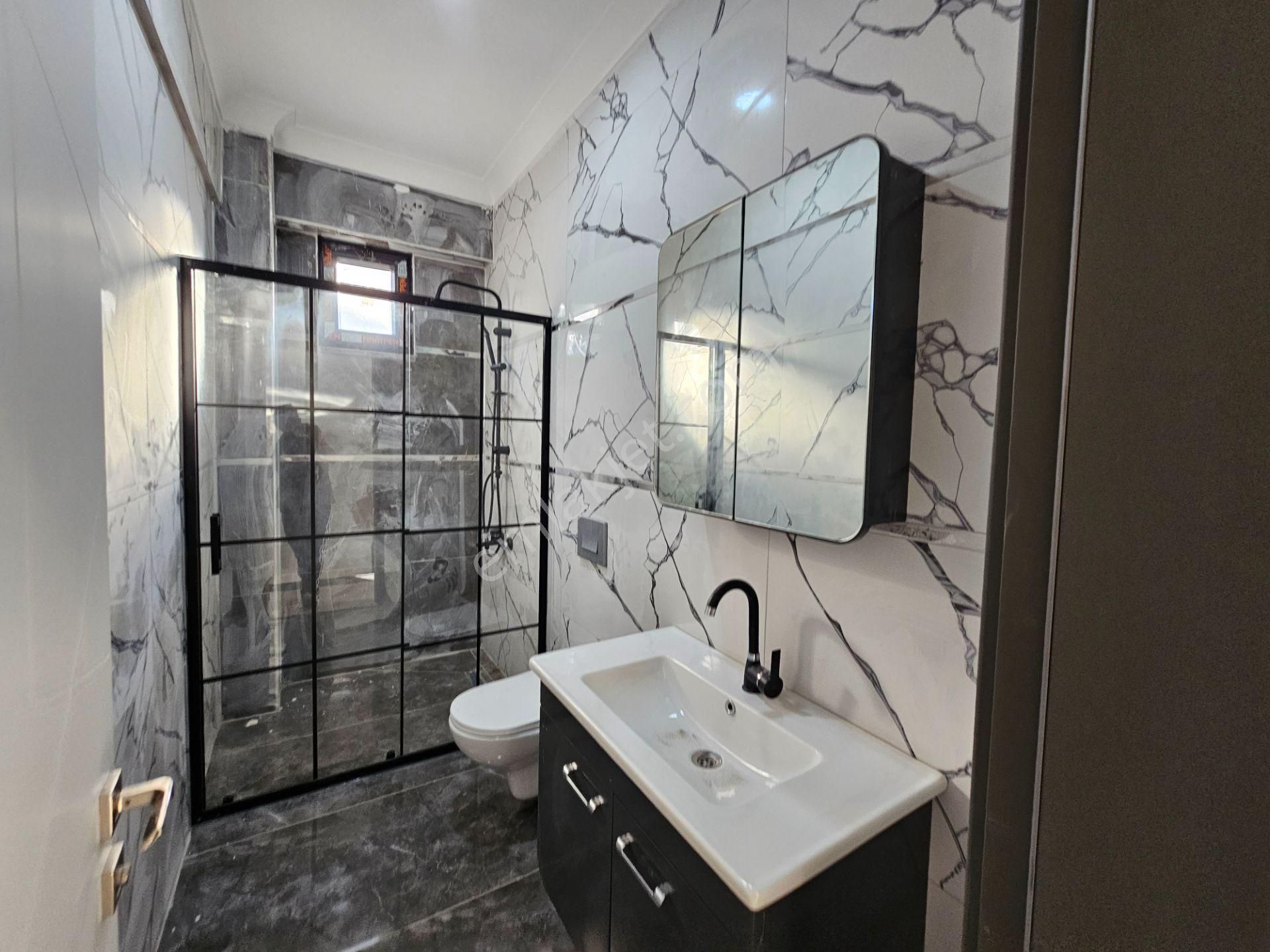 Deniz'den Kocaali Sakarya'da 4+1 Yerden Isıtmalı, Merkezi Konumda Lüks Villa - Görsel 27