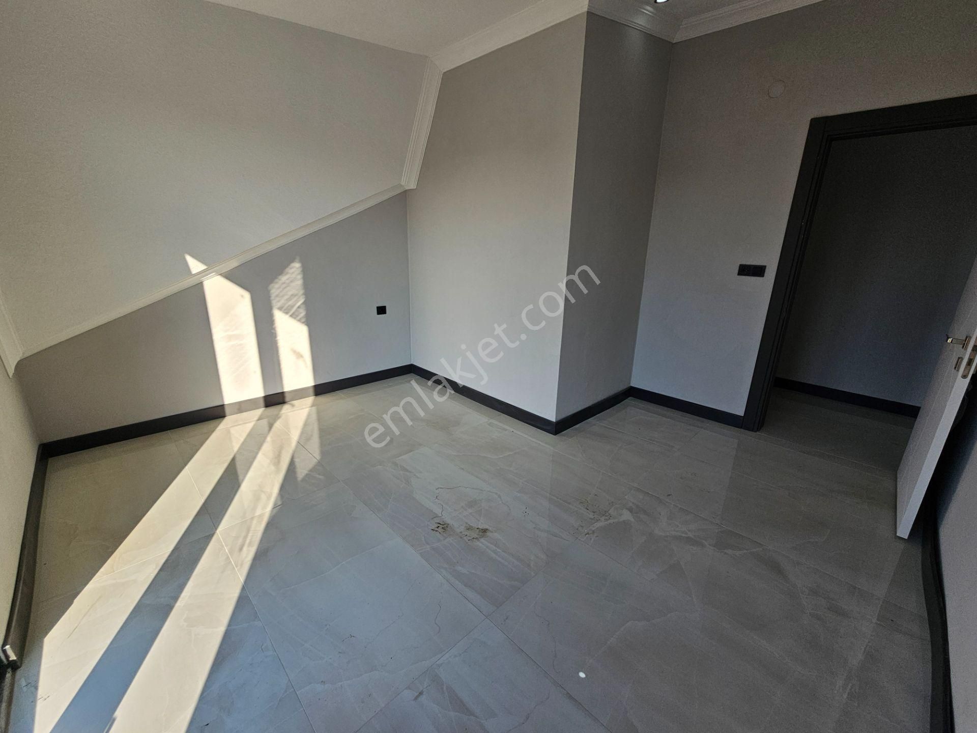 Deniz'den Kocaali Sakarya'da 4+1 Yerden Isıtmalı, Merkezi Konumda Lüks Villa - Görsel 33