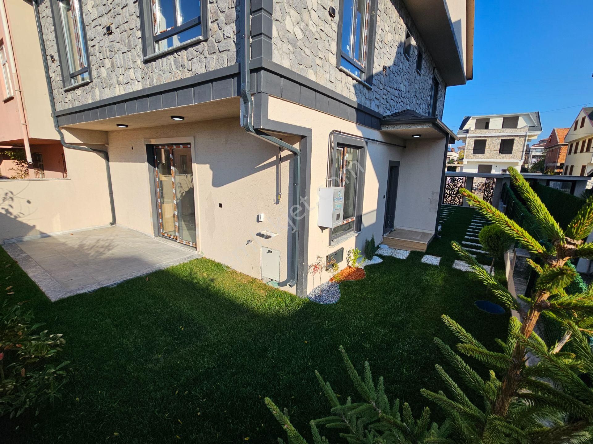 Deniz'den Kocaali Sakarya'da 4+1 Yerden Isıtmalı, Merkezi Konumda Lüks Villa - Görsel 5