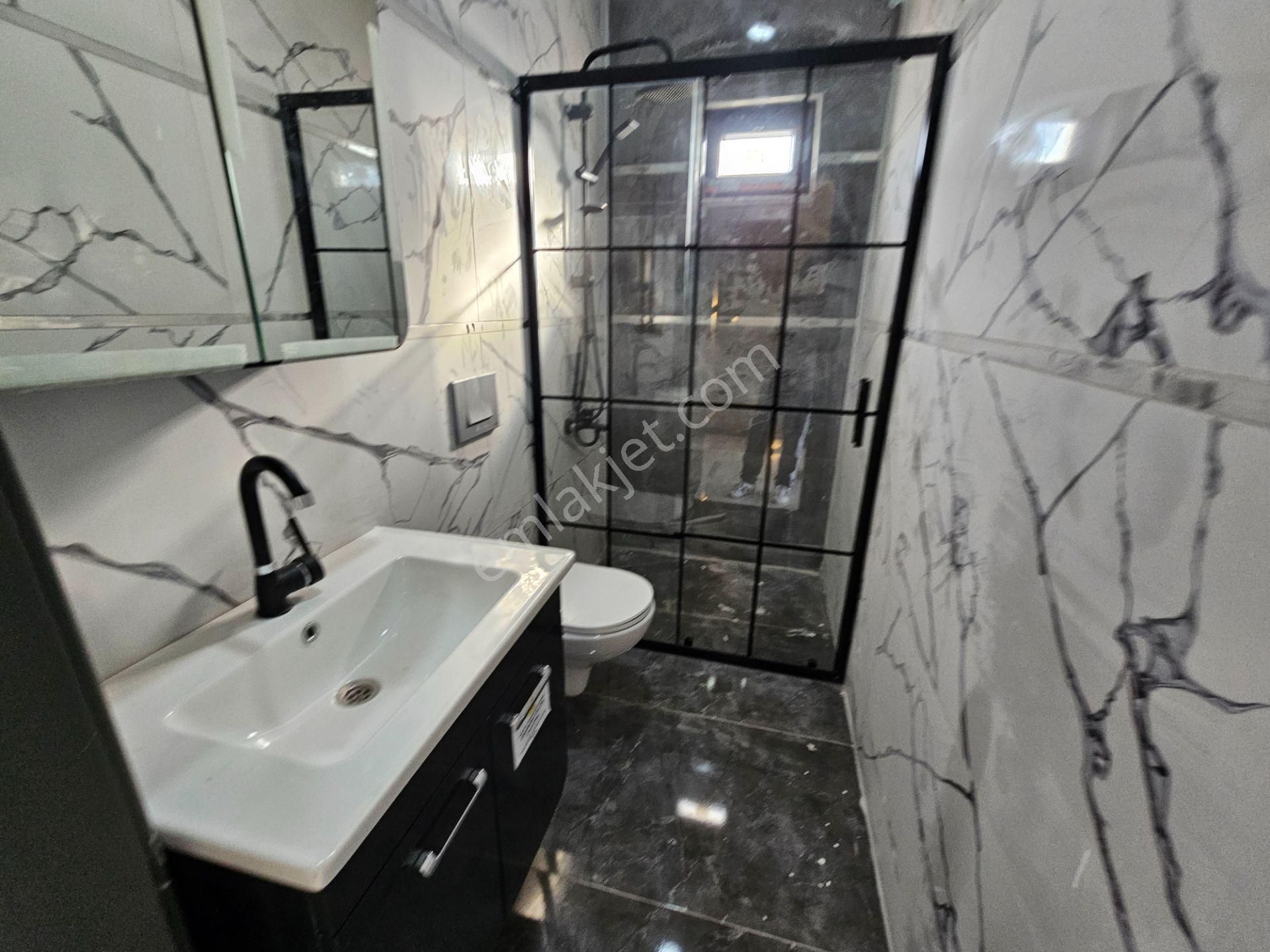 Deniz'den Kocaali Sakarya'da 4+1 Yerden Isıtmalı, Merkezi Konumda Lüks Villa - Görsel 34