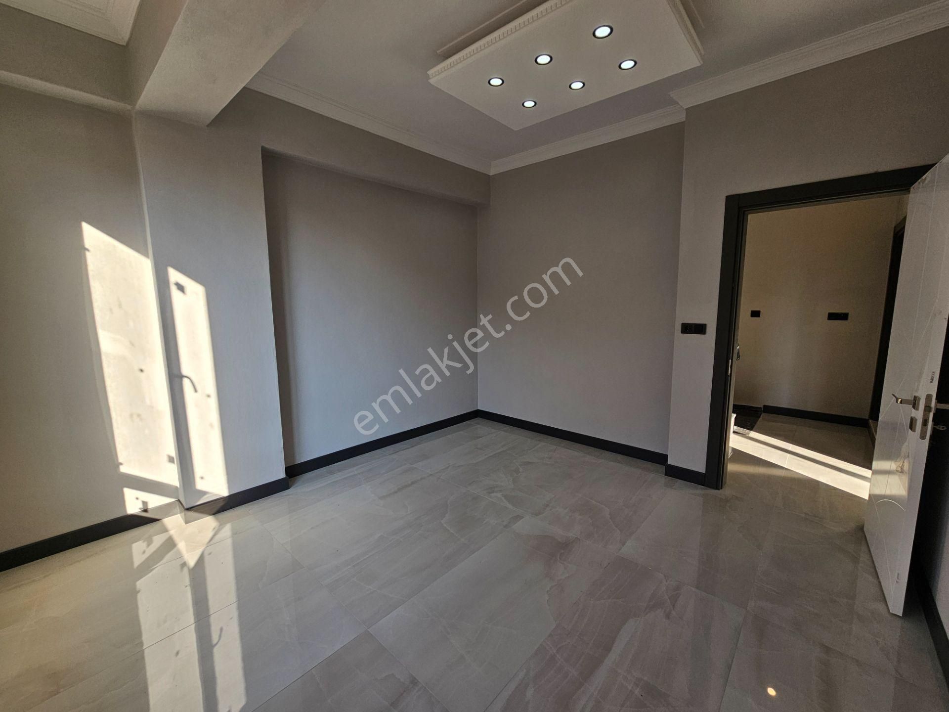 Deniz'den Kocaali Sakarya'da 4+1 Yerden Isıtmalı, Merkezi Konumda Lüks Villa - Görsel 21