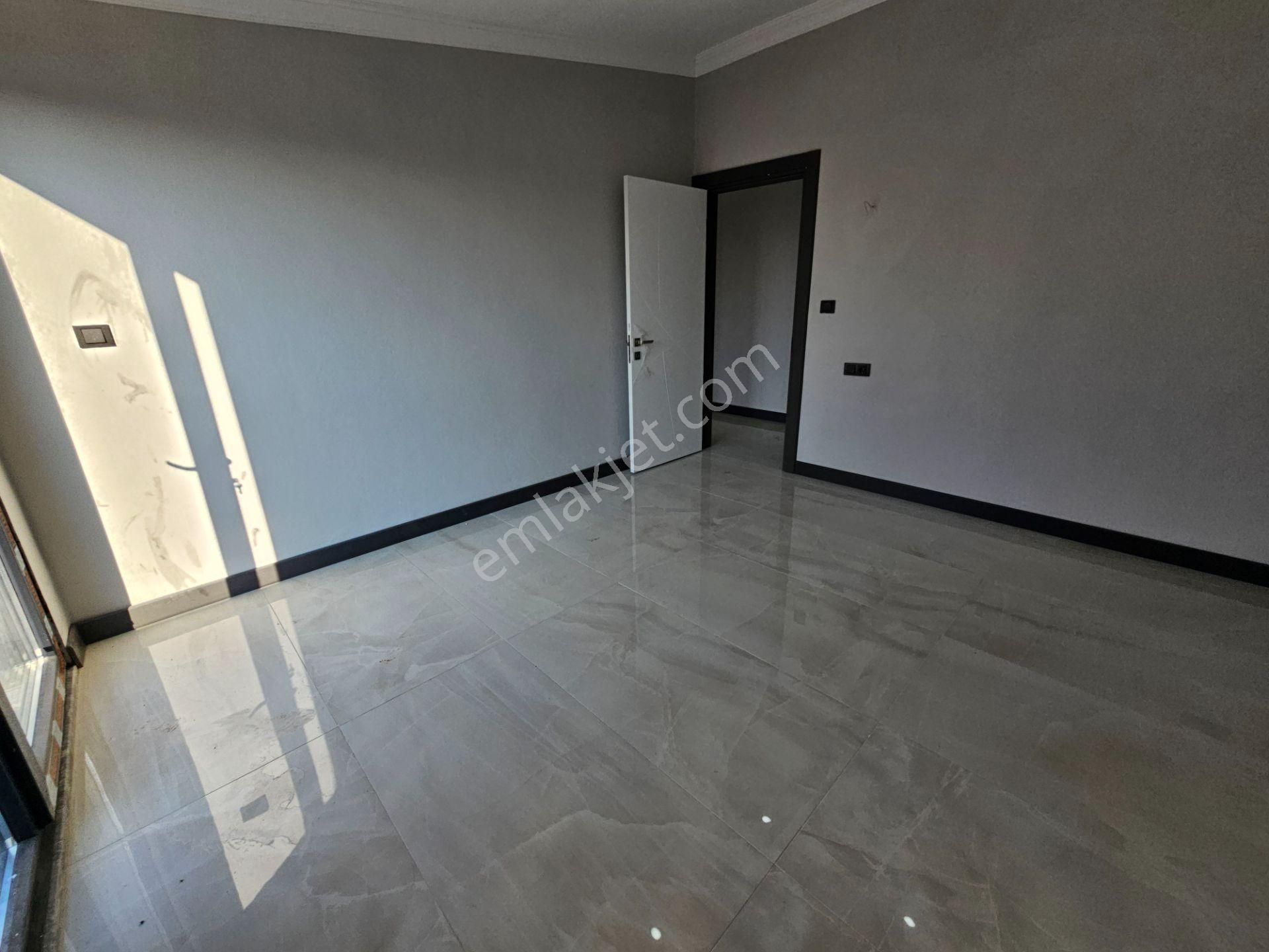 Deniz'den Kocaali Sakarya'da 4+1 Yerden Isıtmalı, Merkezi Konumda Lüks Villa - Görsel 30