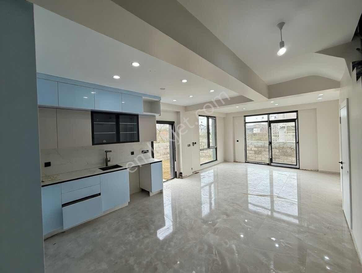 Karasu Aziziye De Yazlık Fıyatına Müstakil Bahçeli Fırsat Villa - Görsel 4