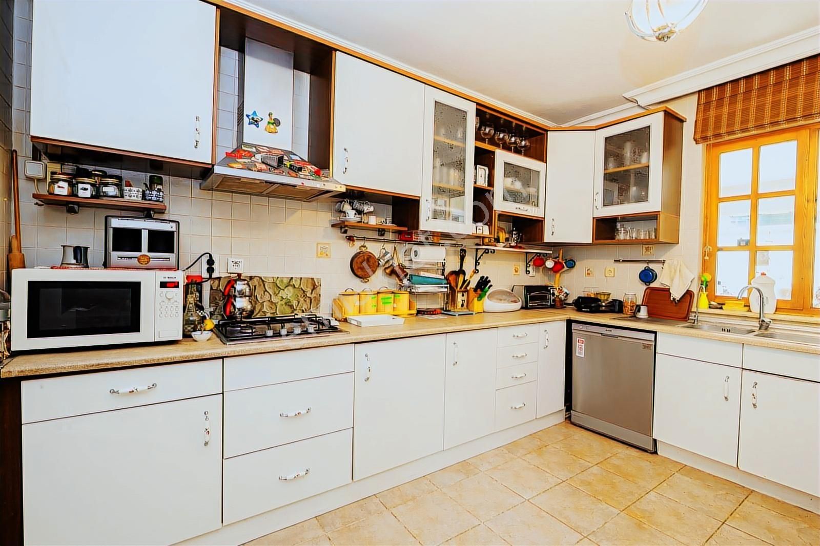 Rw Land Gayrimenkul Den Mudanya Çağrışan Da 6+1 Satılık Villa - Görsel 14