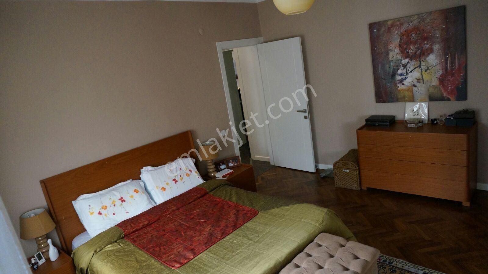 Utkudan Kozyatağında Minibüs Cad. Yakın Balkonlu Satılık 3+1 - Görsel 7