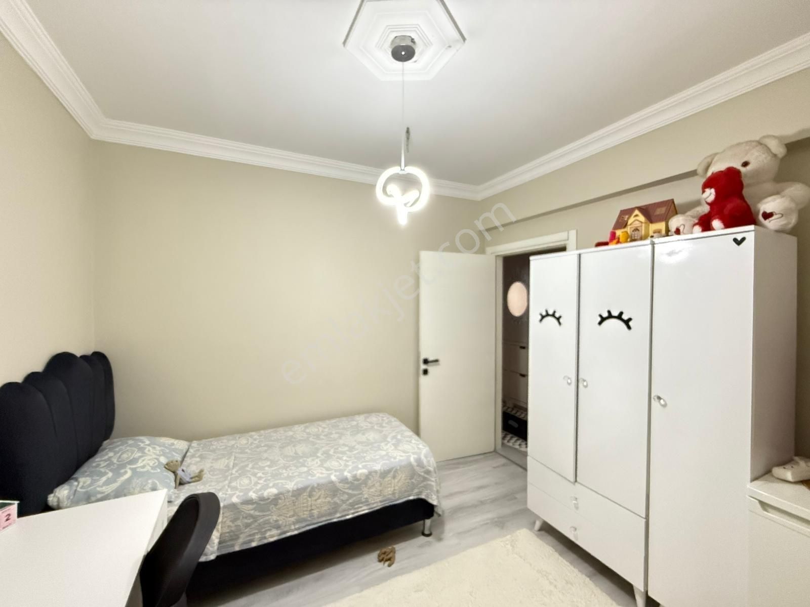 Sınırlı Süre!! Şemsipaşada Acil Satılık 3+1 Fırsat Daire!!! - Görsel 23