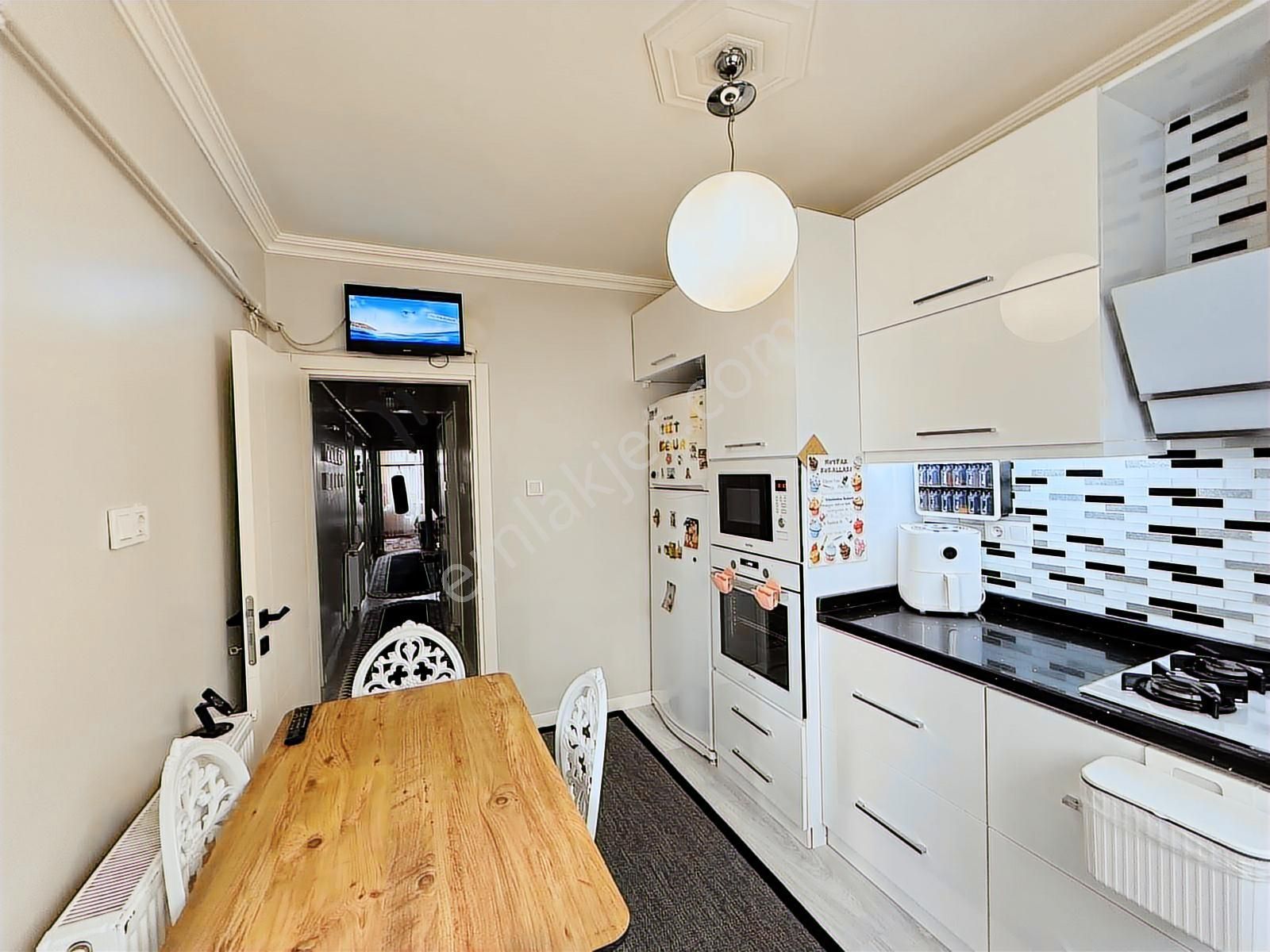 Sınırlı Süre!! Şemsipaşada Acil Satılık 3+1 Fırsat Daire!!! - Görsel 8