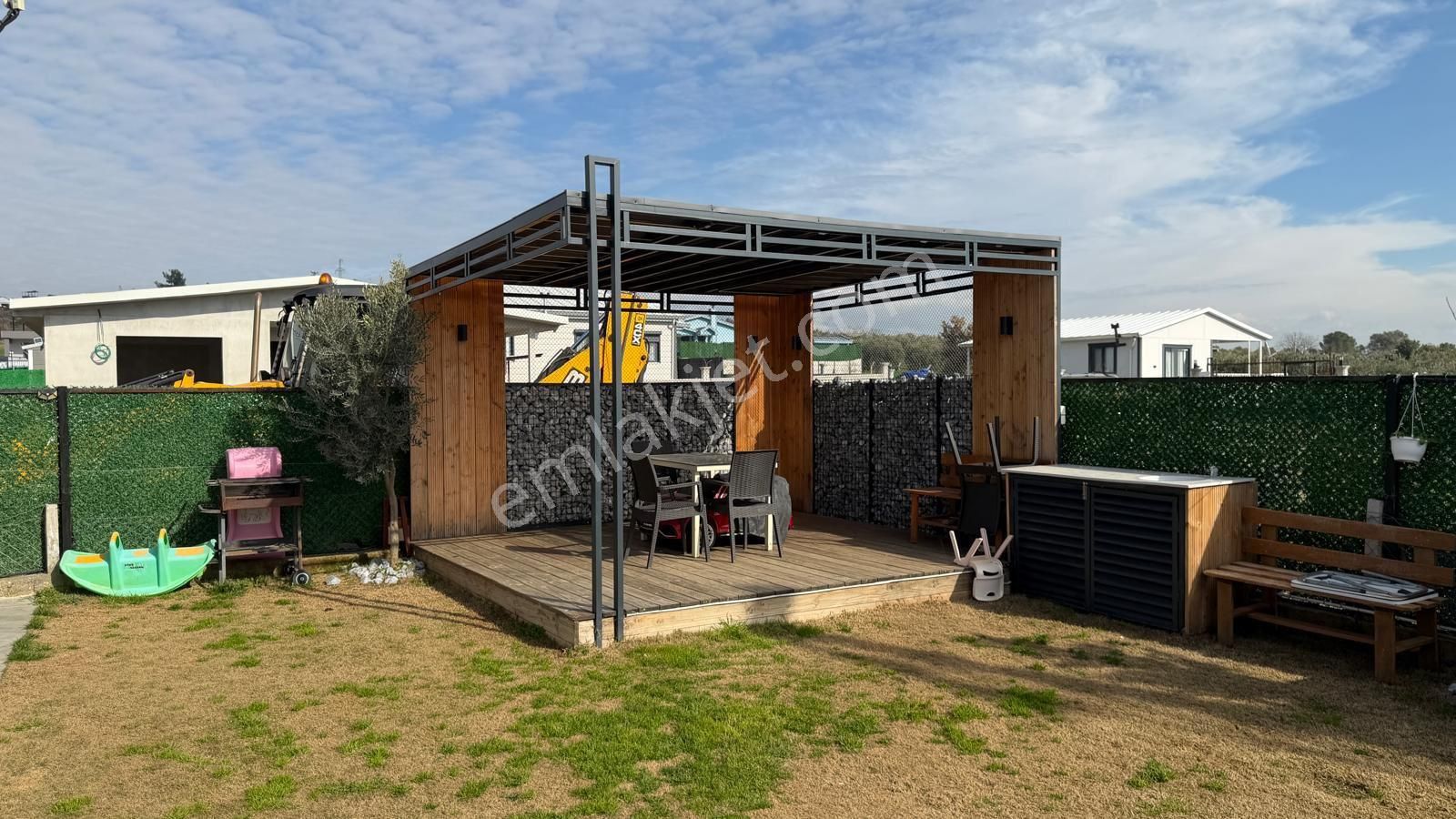 İzmir Menderes Dereköy‘de Hisse Tapulu Olup 405 Metre² İçerisinde 2 + 1 Son Sistem - Görsel 2