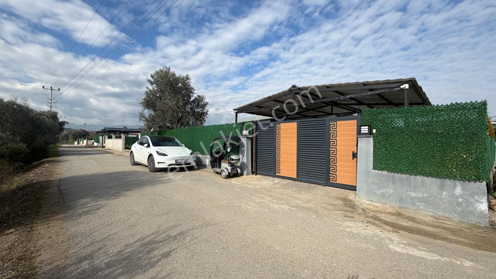 İzmir Menderes Dereköy‘de Hisse Tapulu Olup 405 Metre² İçerisinde 2 + 1 Son Sistem - Görsel 8