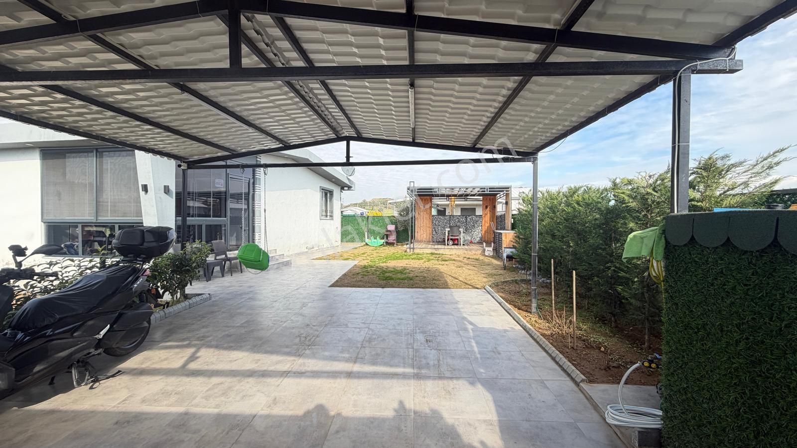 İzmir Menderes Dereköy‘de Hisse Tapulu Olup 405 Metre² İçerisinde 2 + 1 Son Sistem - Görsel 9