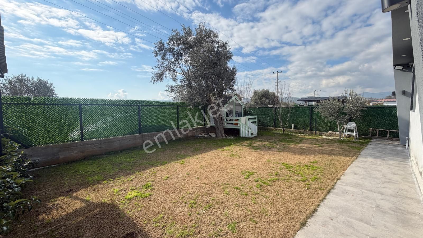 İzmir Menderes Dereköy‘de Hisse Tapulu Olup 405 Metre² İçerisinde 2 + 1 Son Sistem - Görsel 5