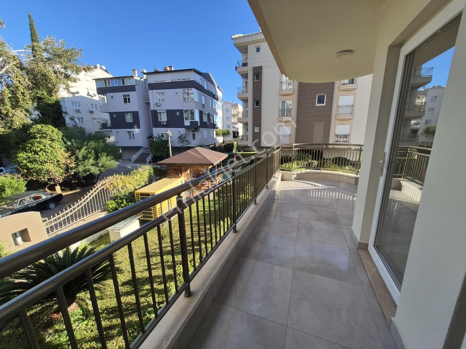 Çağlayan Mah. Özellikli Site İçerisinde Doğalgazlı 3+1 - Görsel 11