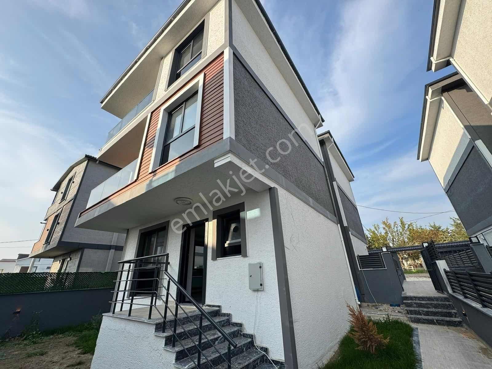 #mega Yapı# Merkezde Geniş Bahçeli 4+1 Lüks Müstakil Villa Prıme - Görsel 3