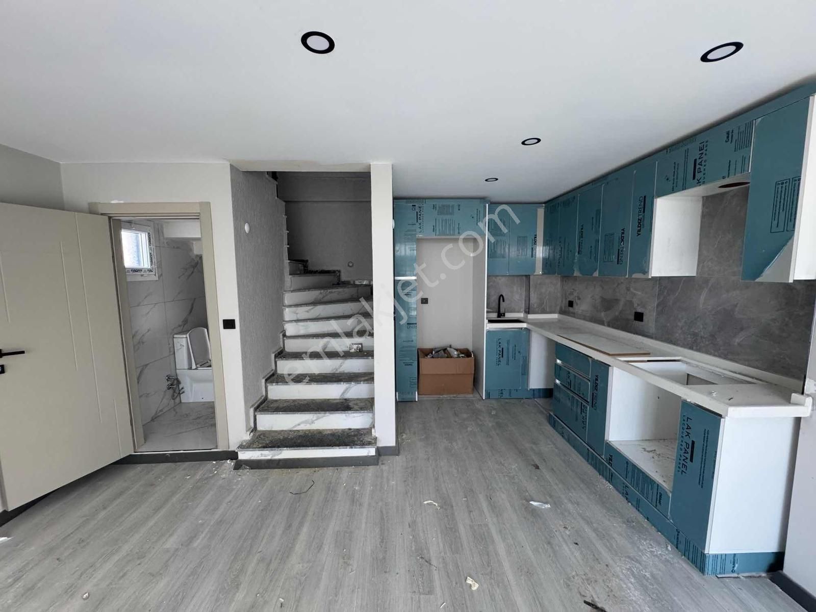 #mega Yapı# Özel Garajlı Geniş 3+1 Ortadan Ayrık Müstakil Yazlık - Görsel 6