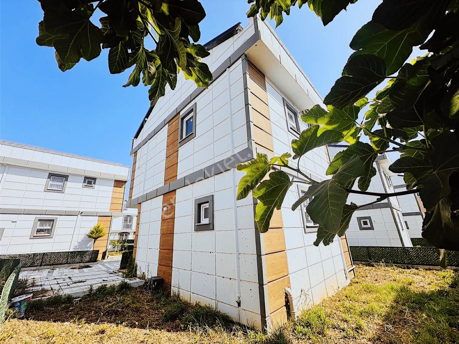 Mega Yapıdan Merkezi Knm Tam Müstakil İskanlı 3+1 Şık Villa - Görsel 9