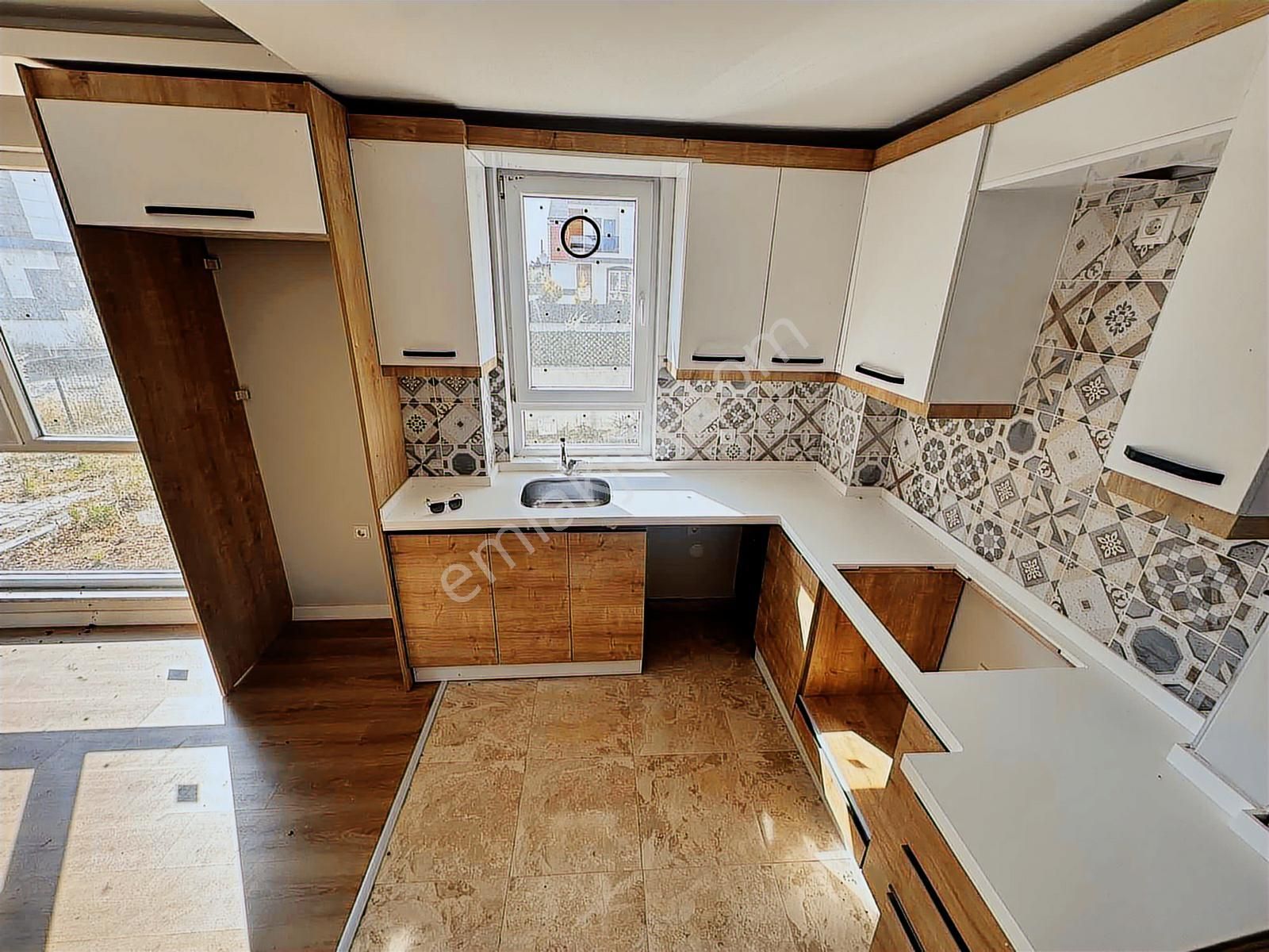 Mega Yapıdan Merkezi Knm Tam Müstakil İskanlı 3+1 Şık Villa - Görsel 30