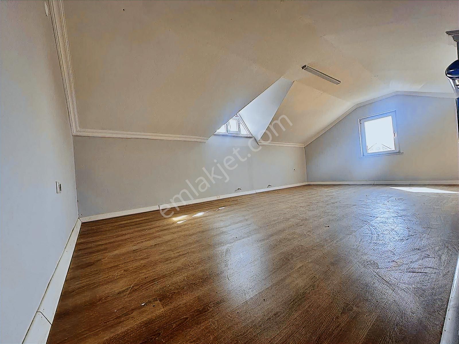 Mega Yapıdan Merkezi Knm Tam Müstakil İskanlı 3+1 Şık Villa - Görsel 34