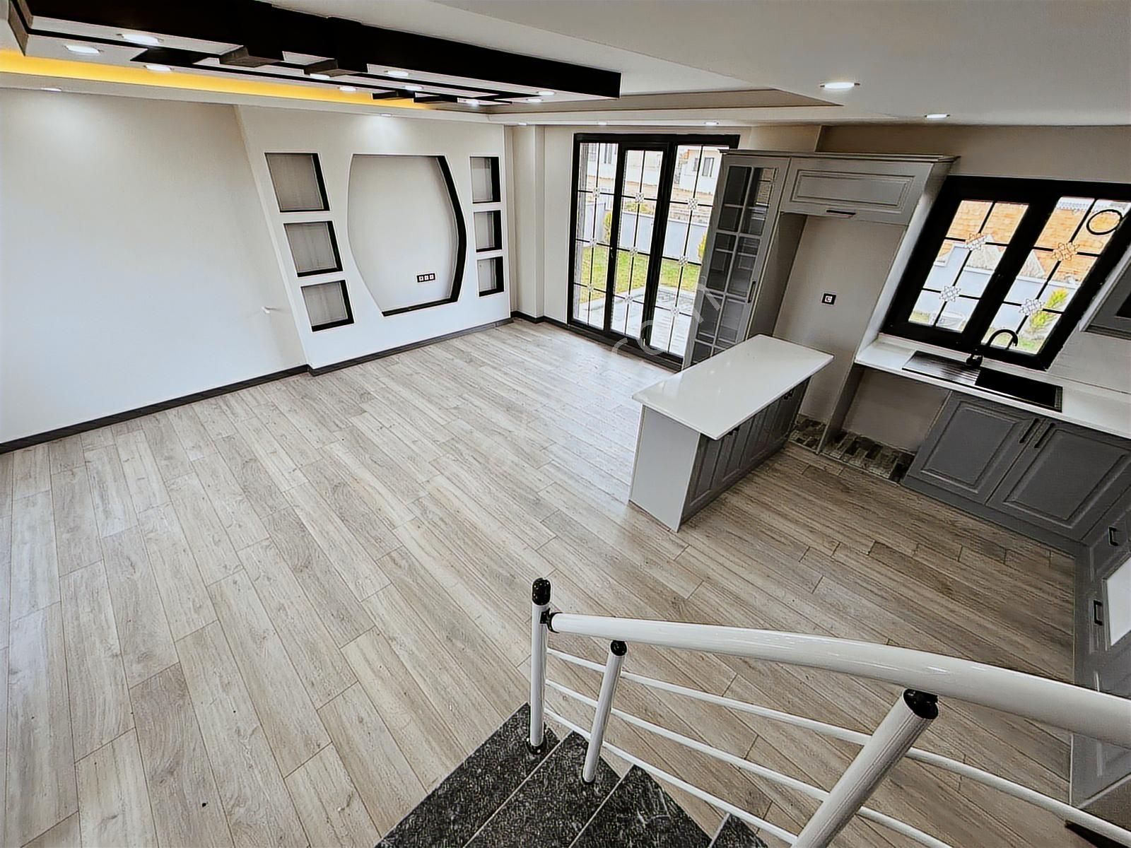 Mega Yapıdan 330m² Arsa İçinde Havuzlu İskanlı 5+1 Lüx Müstakil - Görsel 9